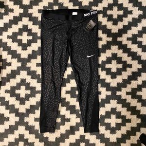 Nike Pro Leggings Plus Sz 2x Animal Print NWT